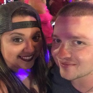 Meet your Posher, Hillary